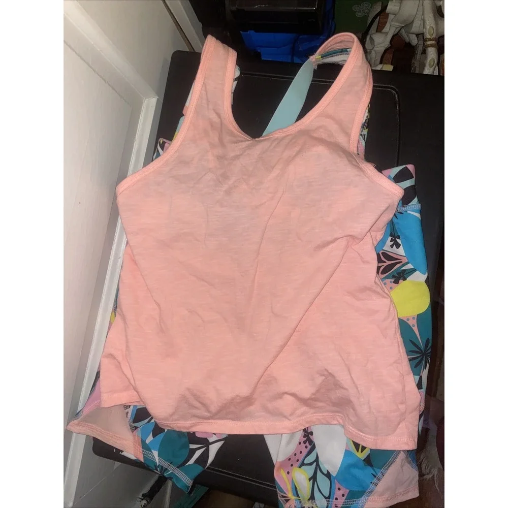 Two Piece Matching Athletic Wear‎ Tropical Flower Size 14/16 Girls